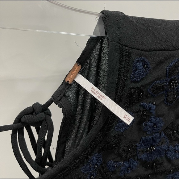 Free People Retro Femme Blouse Embroidered Beaded Black XS Sheer - Picture 10 of 14